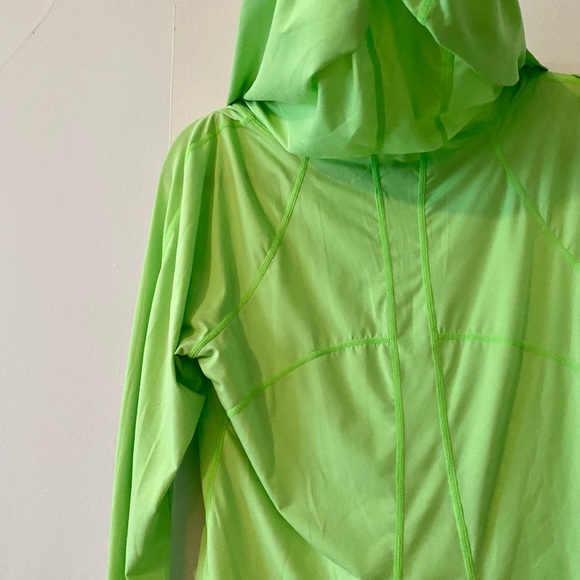 Zella Lime Green Hooded Long Sleeved Pullover | M - Picture 3 of 8